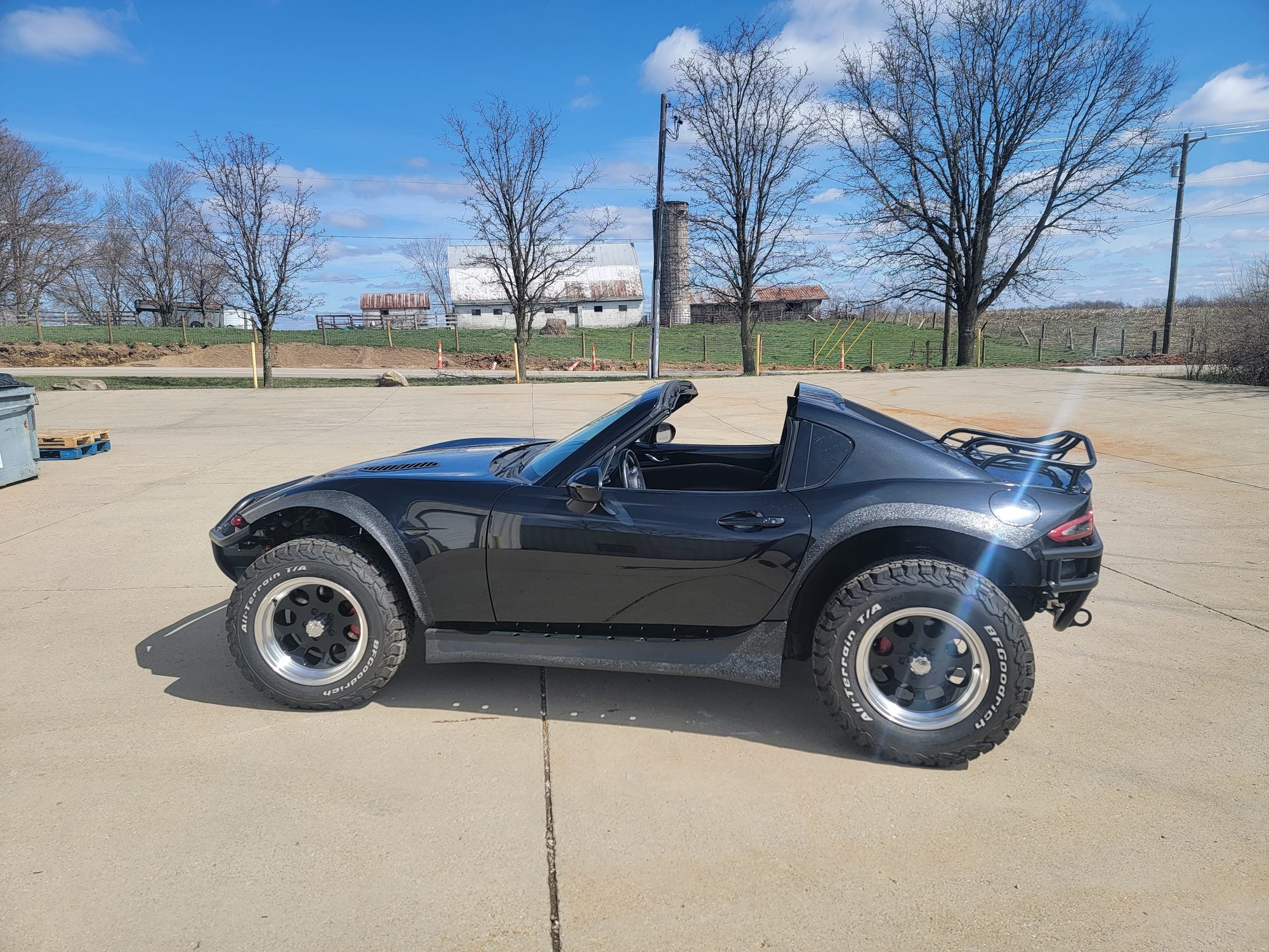 Beachster, Paco's purpose-built island Miata