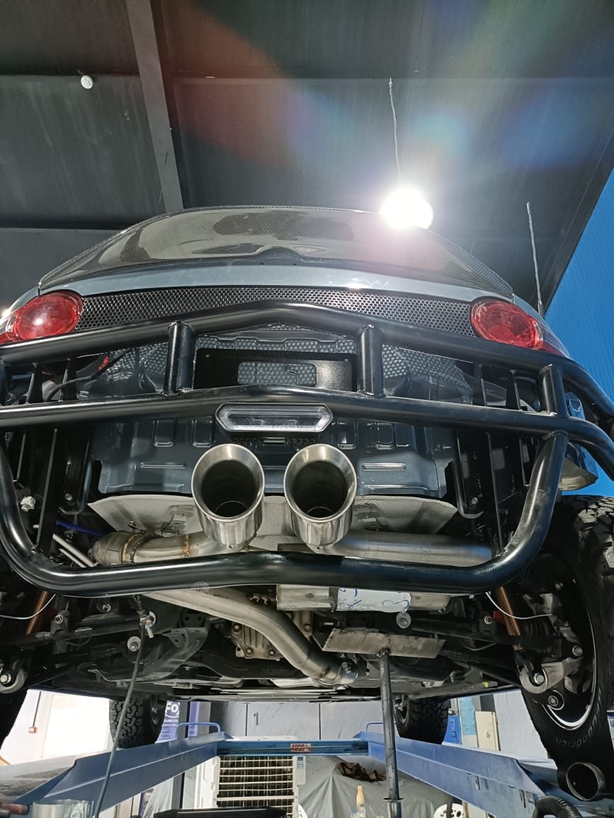 Finished dual exhaust on Simba